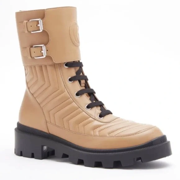 NIB CAMEL GUCCI BOOTS💕 - Picture 1 of 1